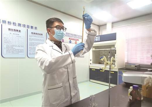 嚴把質量關，服務零距離 工廠門口一站式護航袋裝螺螄粉產業